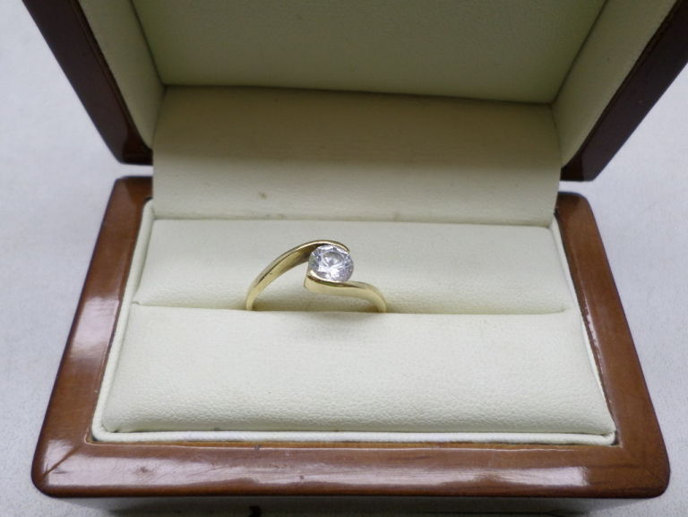 zloty-pierscionek-186g585-plocka-12-sierpc