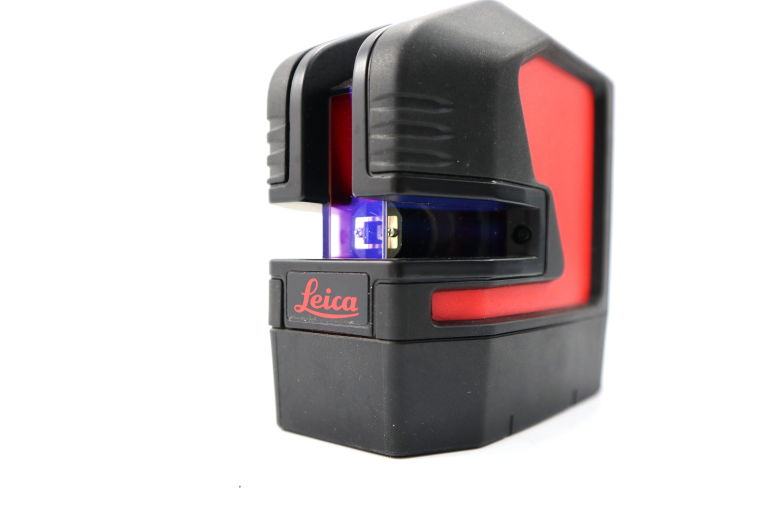 PROFESJONALNY LASER KRZYŻOWY LEICA LINO L2