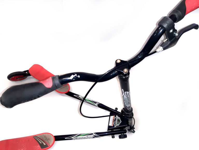 hulajnoga-trojkolowa-speeder-stan-uzywany