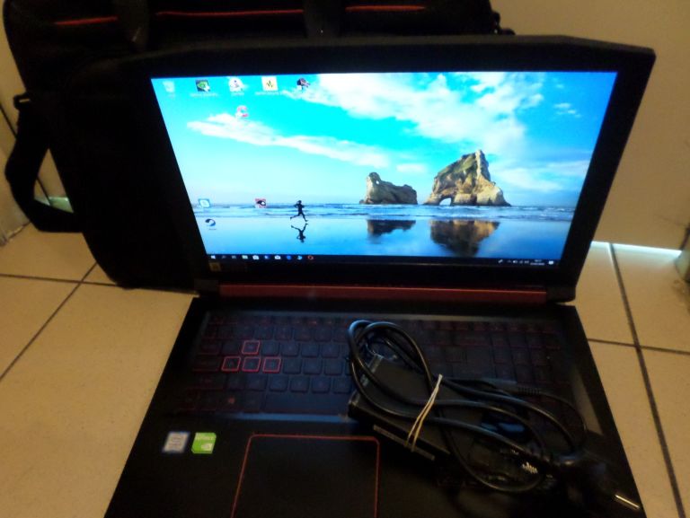 LAPTOP ACER NITRO 5 N17C4 1 TB 8 RAM I5