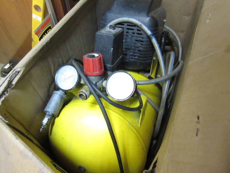 stanley-kompresor-50l-gwarancja-kod-producenta-stanley