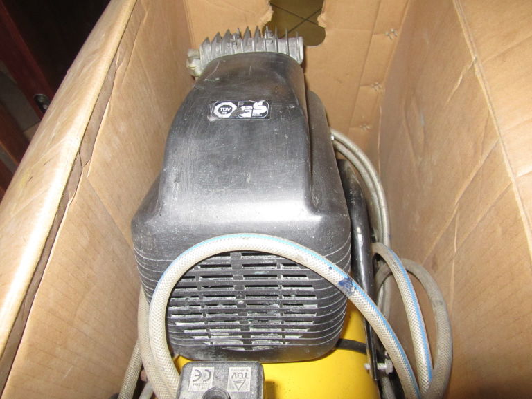 stanley-kompresor-50l-gwarancja-moc-silnika-2