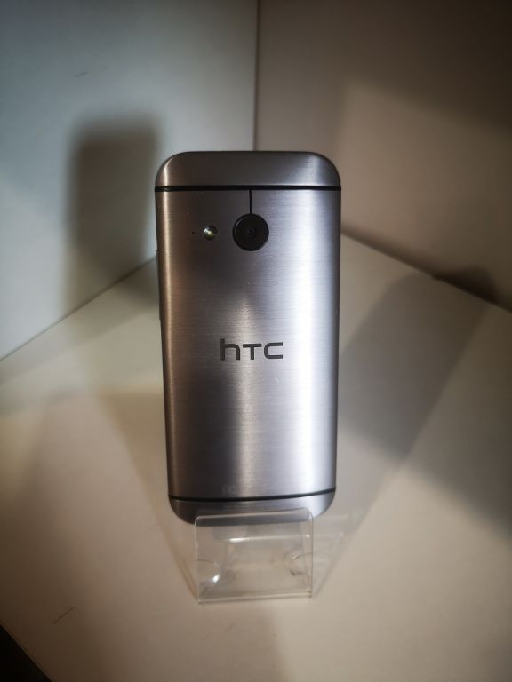 htc-desire-one-mini-2-typ-smartfon