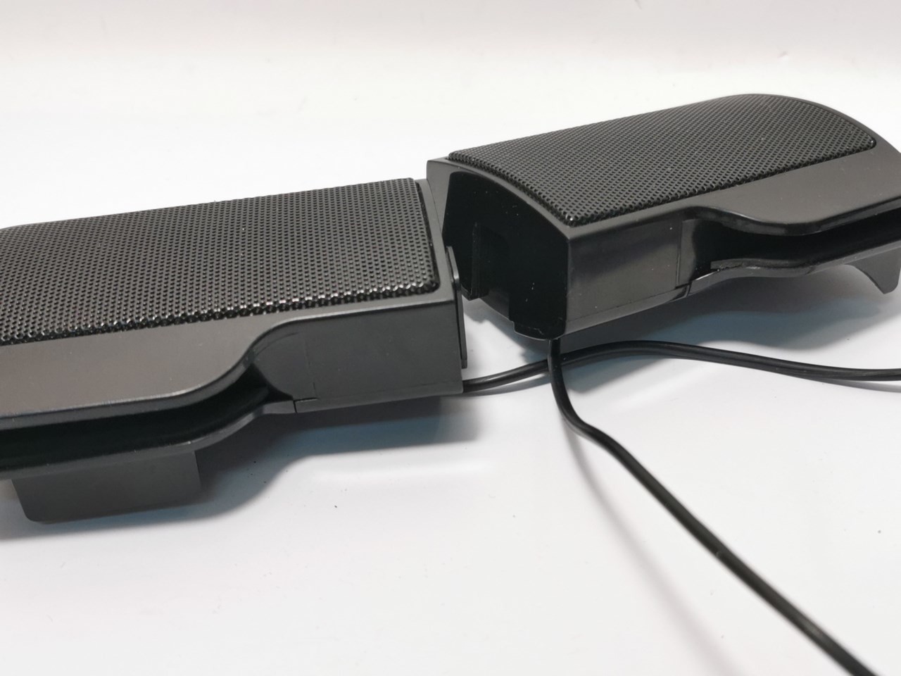 glosniki-do-laptopa-kod-producenta-00