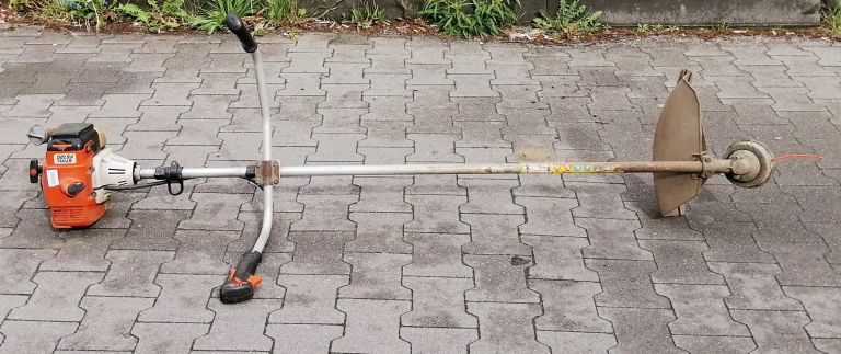 KOSA SPALINOWA PODKASZARKA STIHL FS120