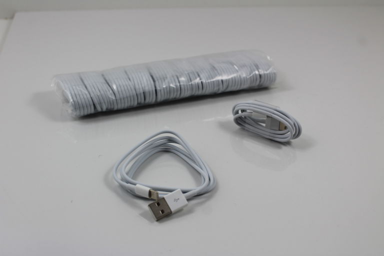 kable-usb-iphone-biale-566s6s-plus81011-dlugosc-przewodu-1