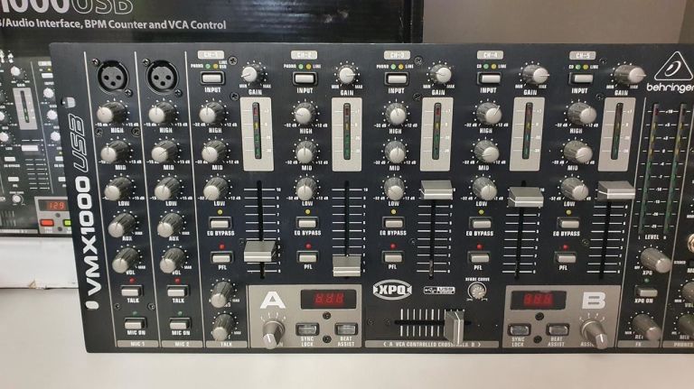 pro-mixer-behringer-vmx1000usb-kod-producenta-01