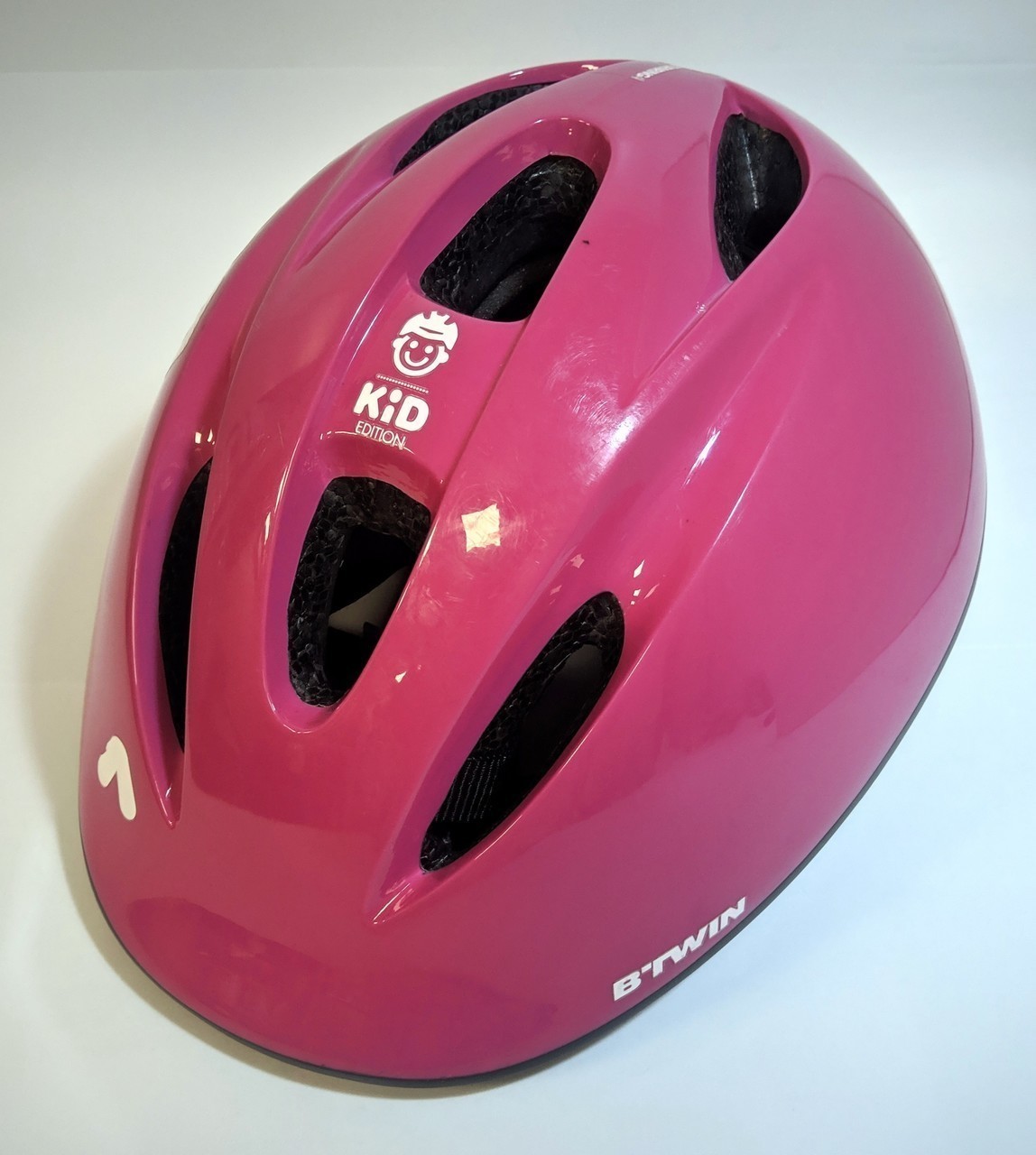 dzieciecy-kask-rowerowy-rozowy-stan-uzywany