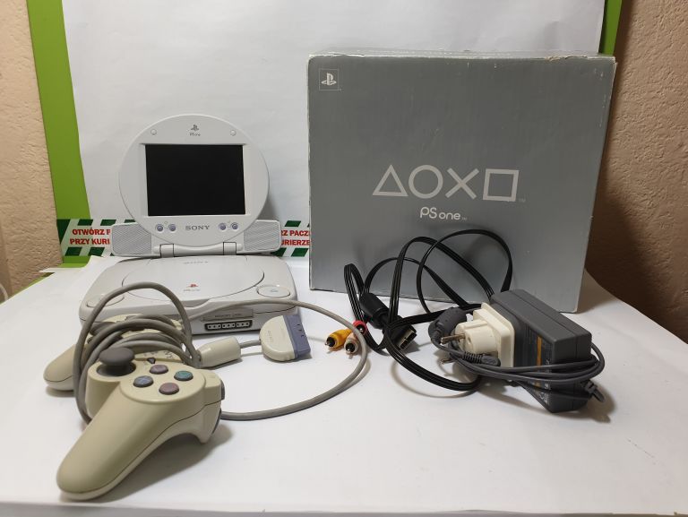 PSONE PS ONE SCPH-102 + LCD SCPH-152 Z PADEM