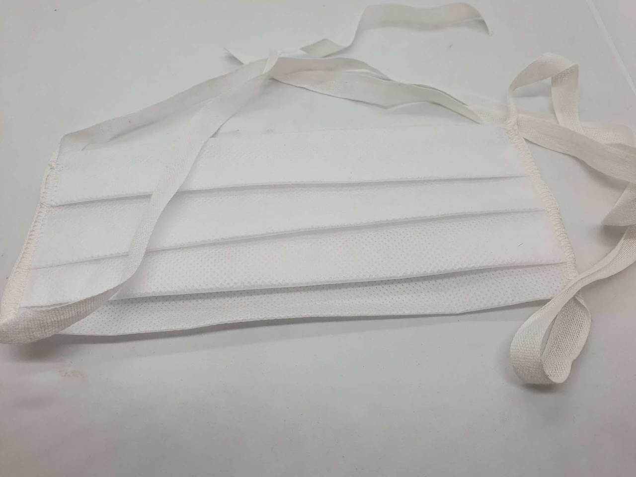 maseczka-ochronna-wiazana-bawelniana-sposob-mocowania-brak-informacji