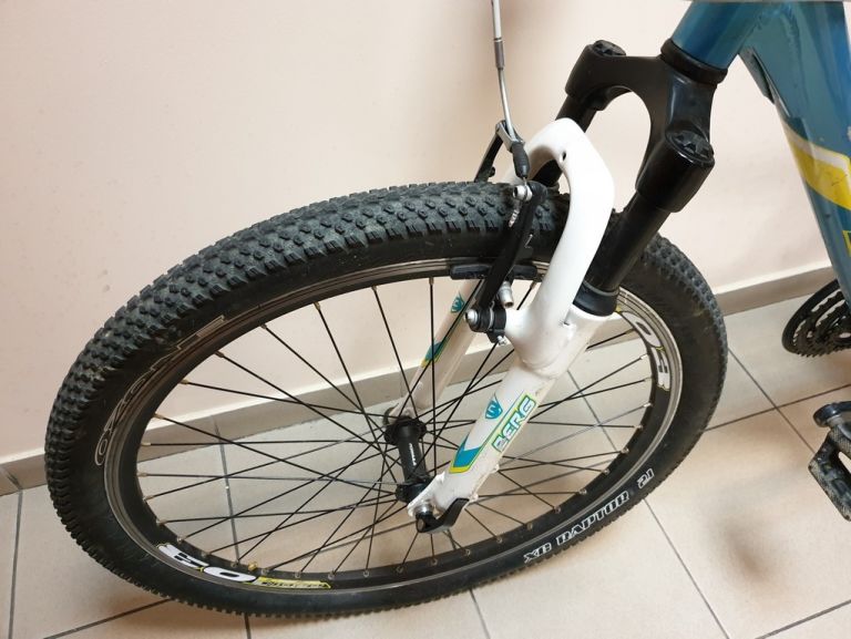 Bicicleta berg trailrock 2.1 on sale
