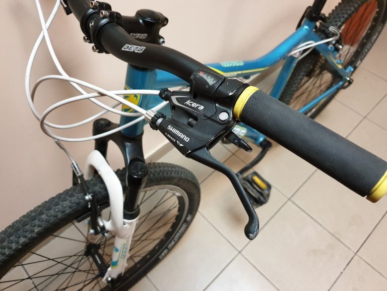 Bicicleta berg trailrock 2.1 store