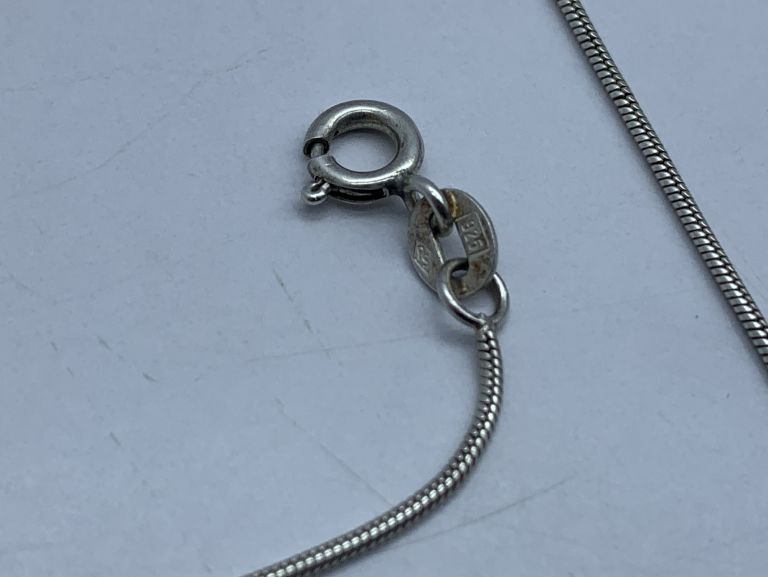 zjawiskowy-srebrny-lancuszek-z-kulka-443925-marka-inna-marka