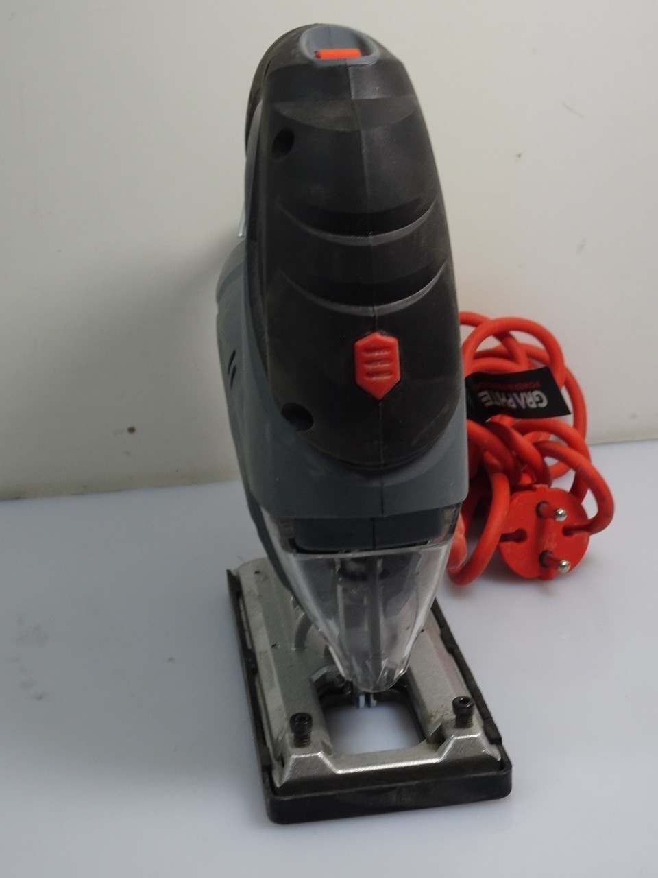 wyrzynarka-graphite-58g072-800-w-stan-uzywany