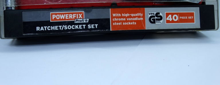 POWERFIX PROFI RATCHET SOCKET SET (40 ELEMENTÓW)