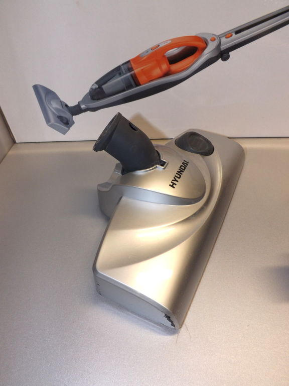 ODKURZACZ PIONOWY HYUNDAI VC 020 O