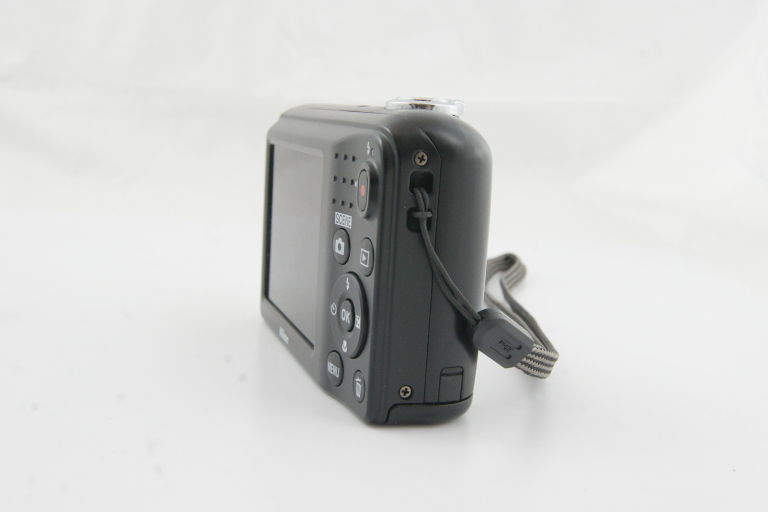 NIKON COOLPIX L31 + KARTA SD 16 GB USZKODZONY