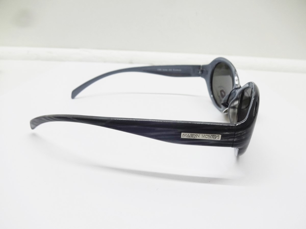 okulary-przeciwsloneczne-marilyn-monroe-material-oprawki-plastik