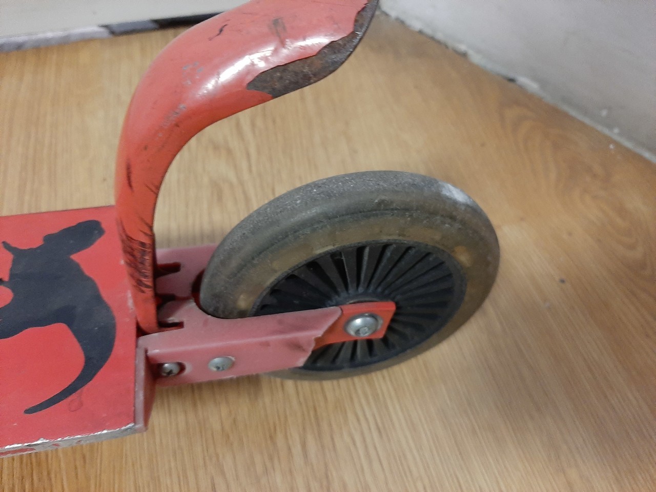 hulajnoga-delta-sport-handelskontor-gmbh-rodzaj-dwukolowa