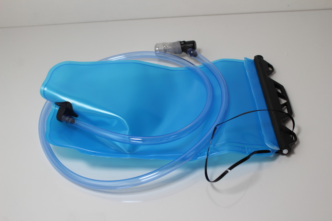 btwin-water-bladder-model-11