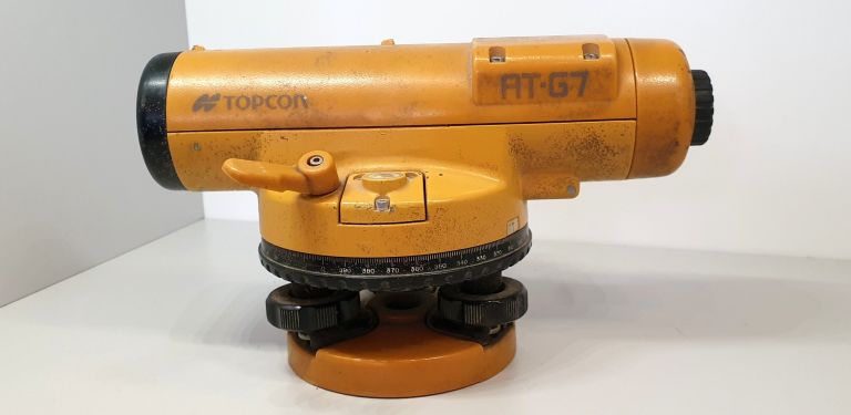 niewelator-optyczny-topcon-at-g7-marka-topcon