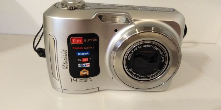 APARAT KODAK C195 EASYSHARE OPIS