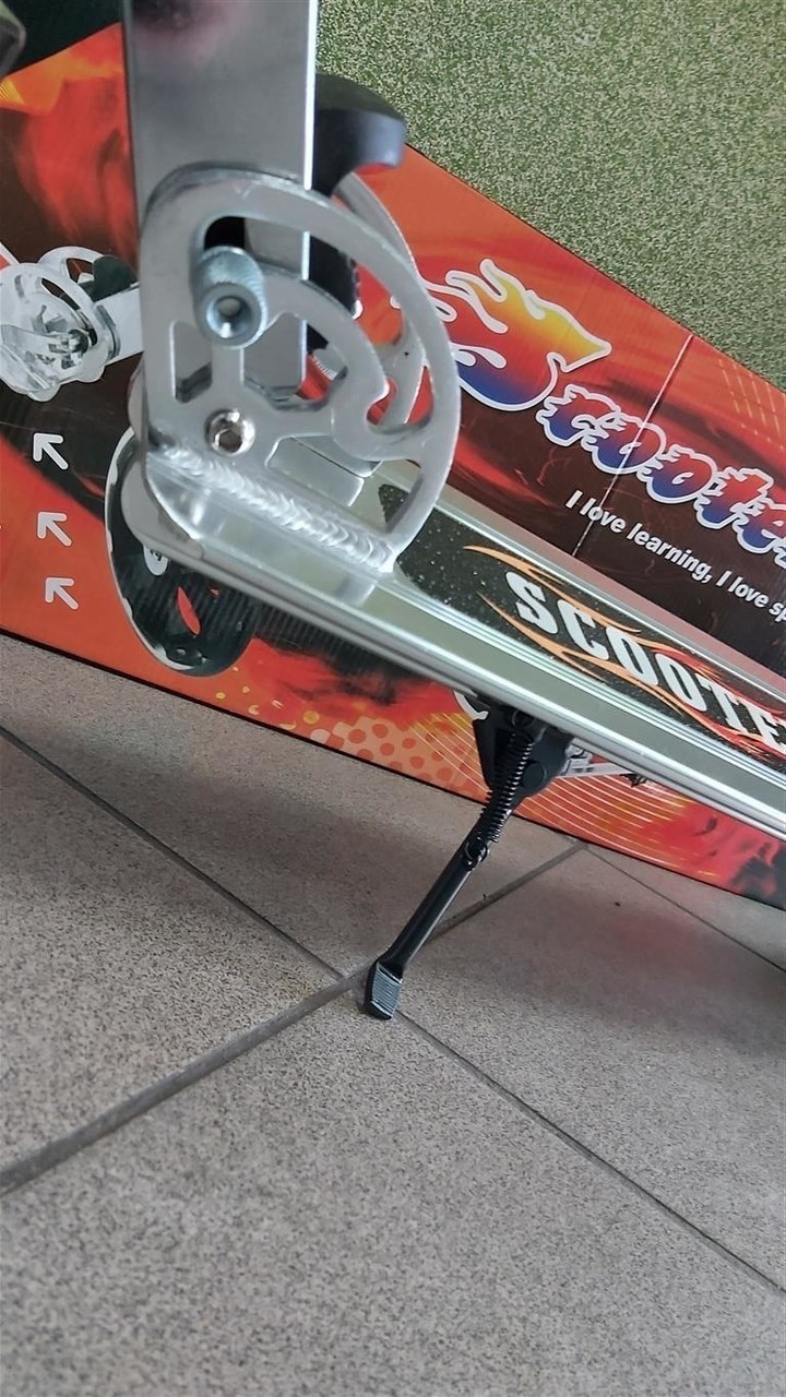 hulajnoga-kick-scooter-6448-srebrna-nowa-polecam-ean-gtin-0000000064484