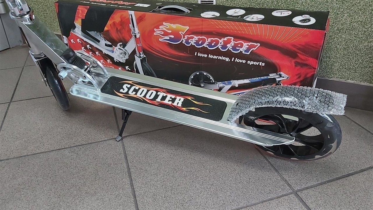 hulajnoga-kick-scooter-6448-srebrna-nowa-polecam-marka-inna-marka