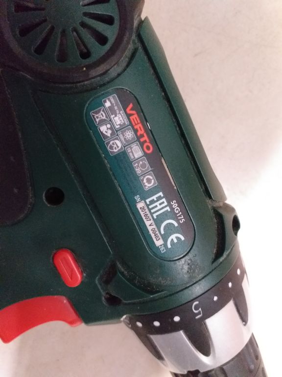 WIERTARKO-WKRĘTARKA VERTO 50G175+LATARKA