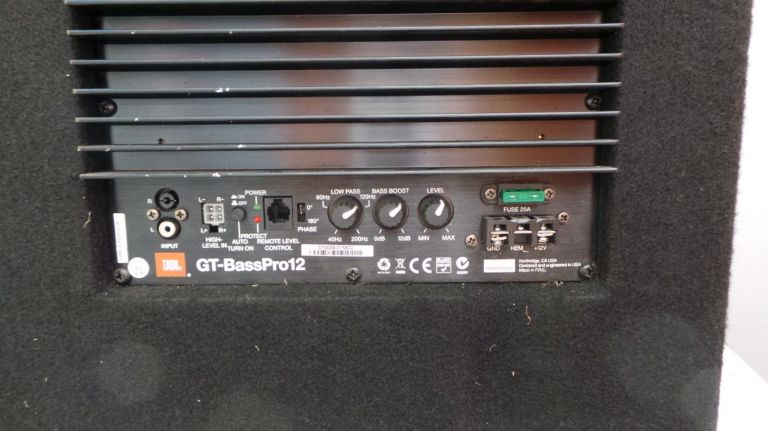 subwoofer-aktywny-jbl-gt-basspro-12-kod-producenta-014