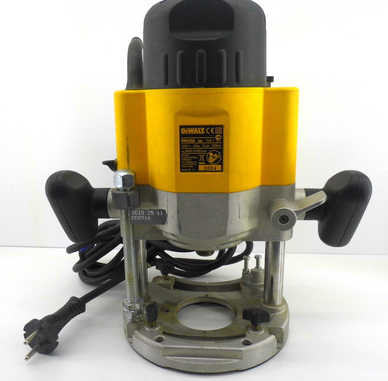 dw626-dewalt-frezarka-gornowrzecionowa-2300w-stan-uzywany