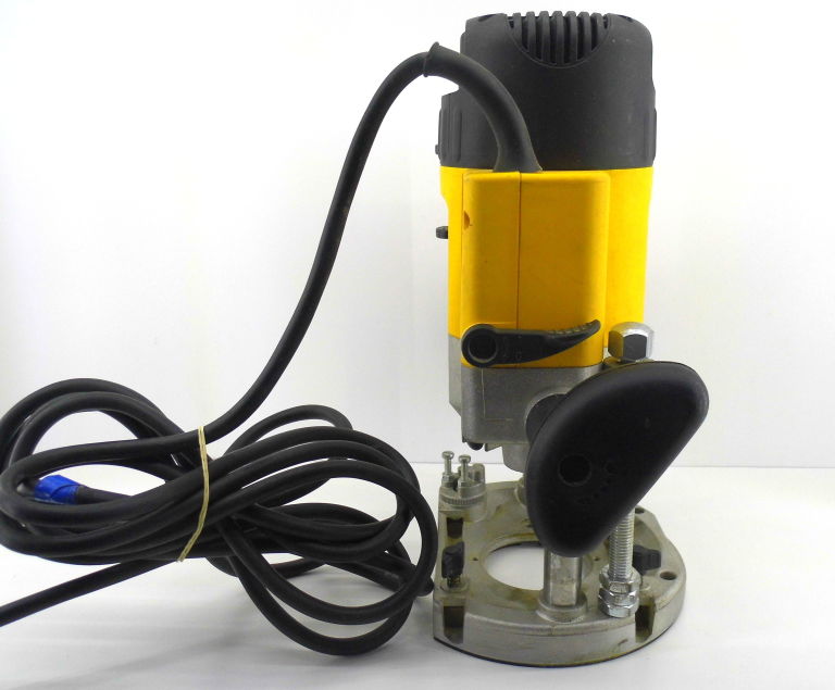 dw626-dewalt-frezarka-gornowrzecionowa-2300w-marka-dewalt