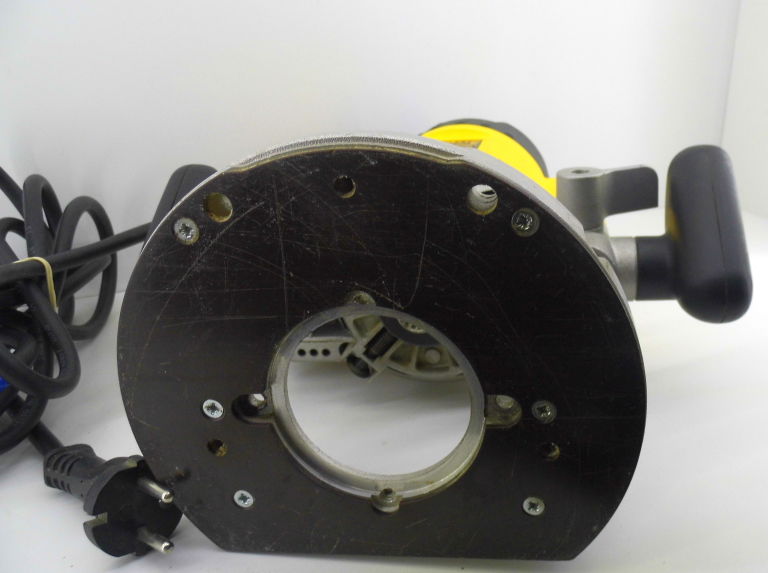 dw626-dewalt-frezarka-gornowrzecionowa-2300w-zasilanie-elektryczne-sieciowe