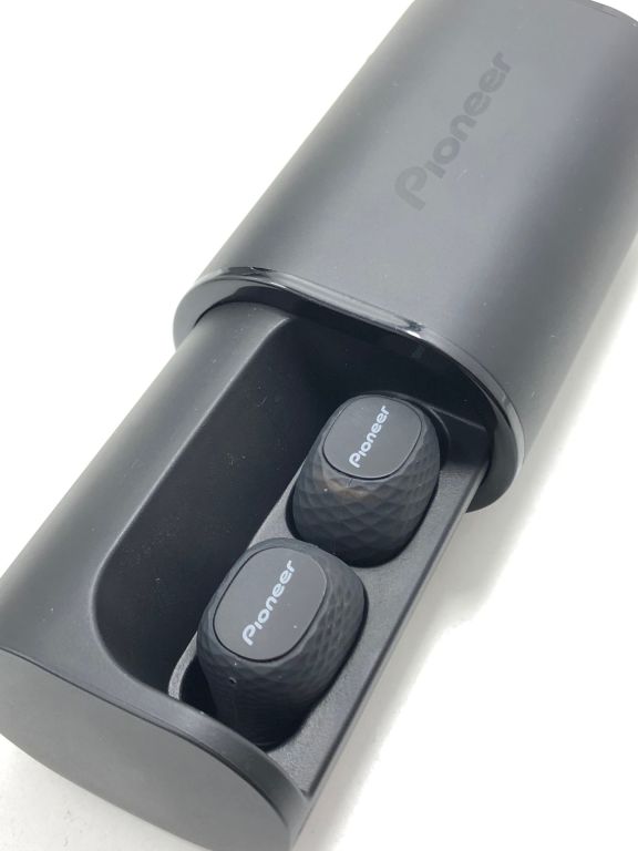 SLUCHAWKI PIONEER SE-C8TW BT