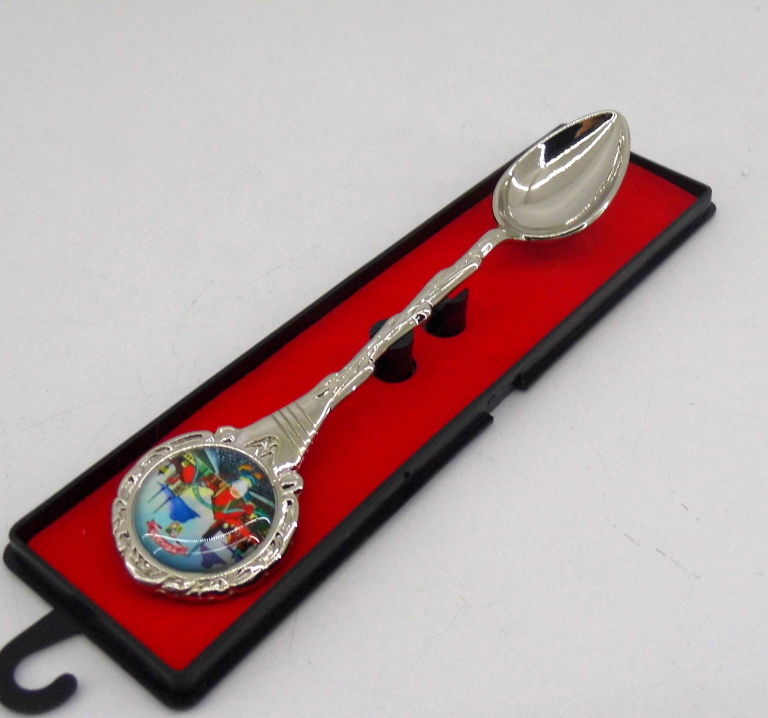 lyzeczka-ozdobna-stan-uzywany