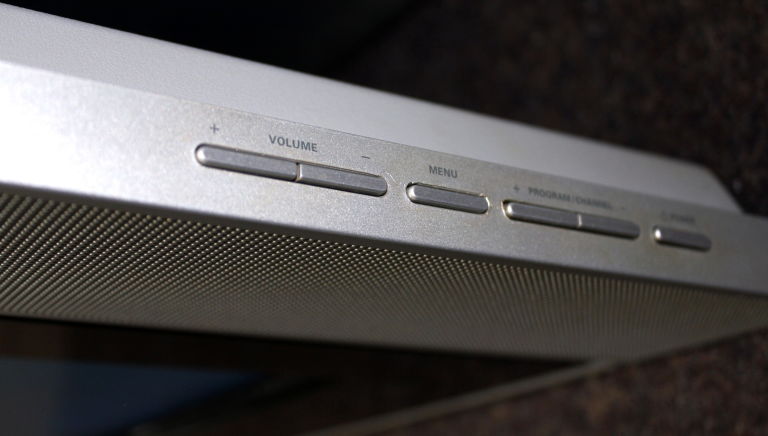 TELEWIZOR PHILIPS 37PF7320 LCD 37" PILOT OPIS!!!
