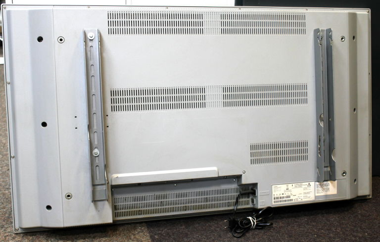 TELEWIZOR PHILIPS 37PF7320 LCD 37" PILOT OPIS!!!