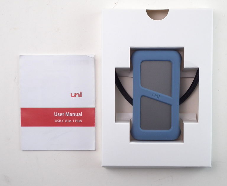 UNI USB-C ADAPTER 6 W 1 HUB