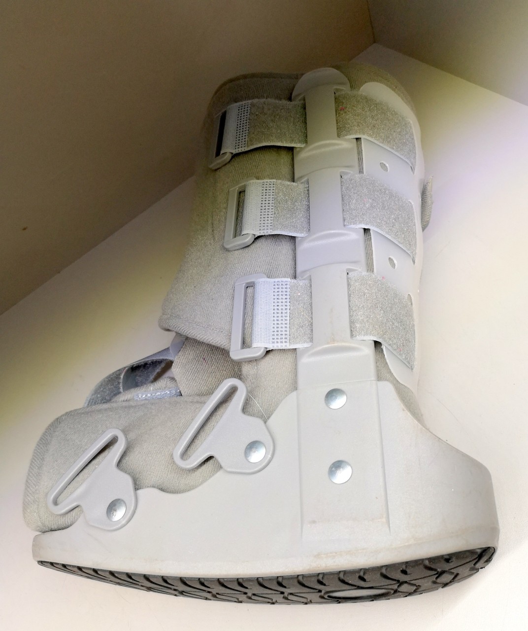 but-marszowy-pediatryczny-orliman-24-3216-21cm-obwod-uda-1