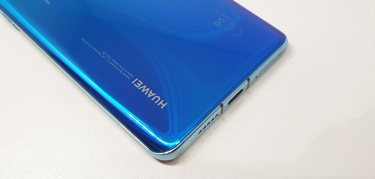 huawei-p30-pro-aurora-6gb128gb-komplet-gw-komunikacja-bluetooth