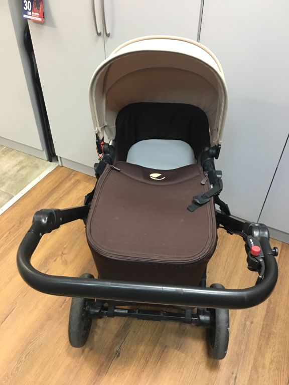 wozek-jane-muum-3w1-rodzaj-kol-pompowane