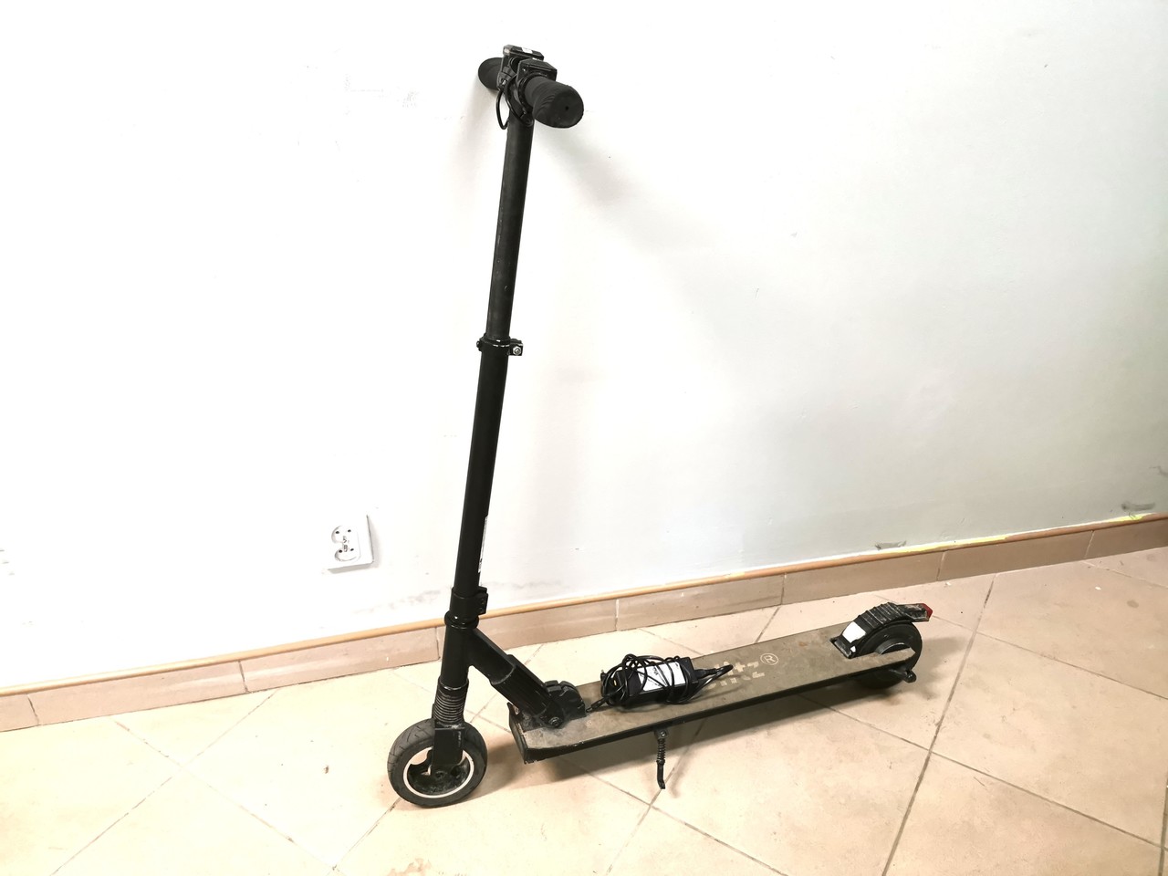 city-blitz-hulajnoga-elektryczna-250w-skladana-pl-wolnosci-27-olecko-kdt