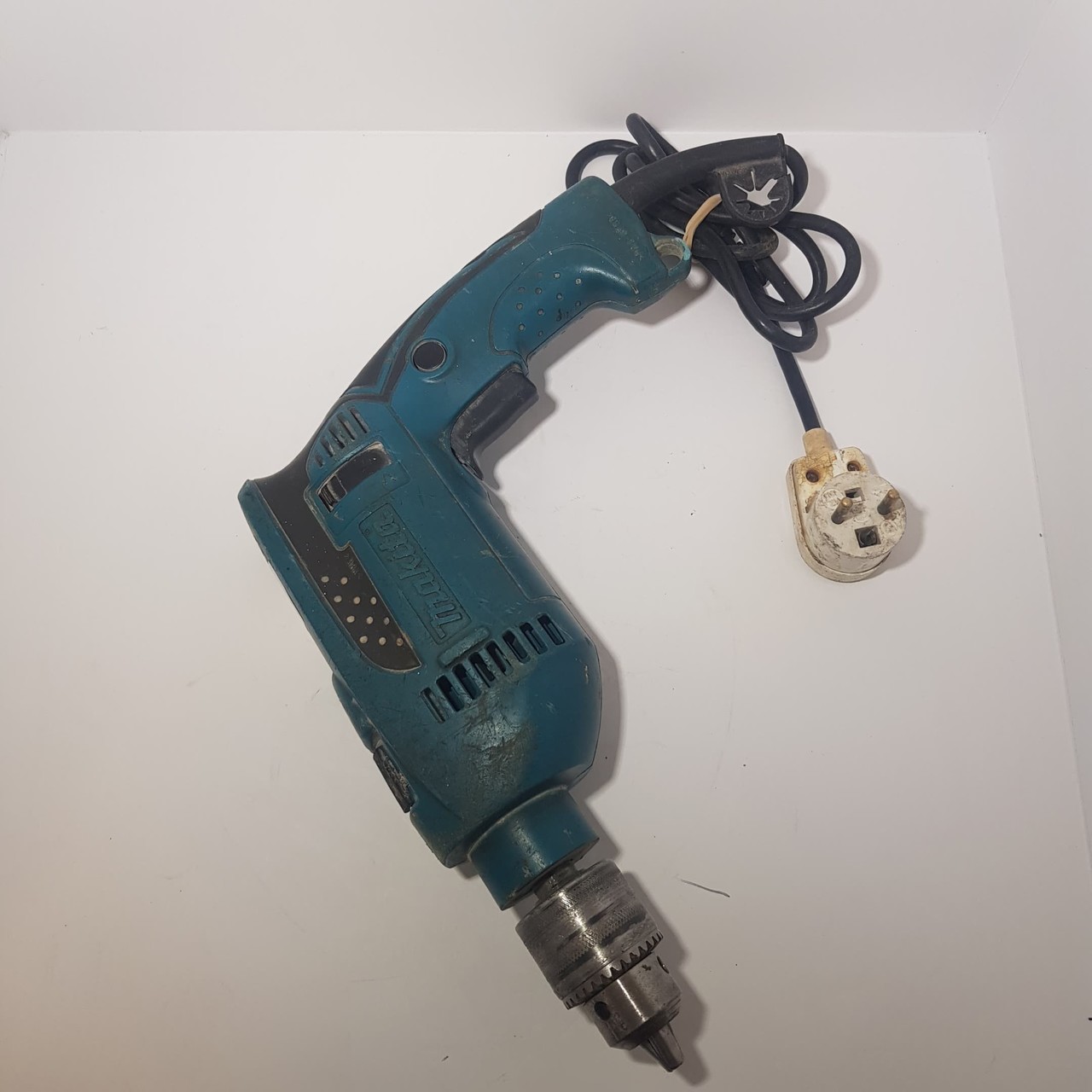 wiertarka-makita-stan-uzywany