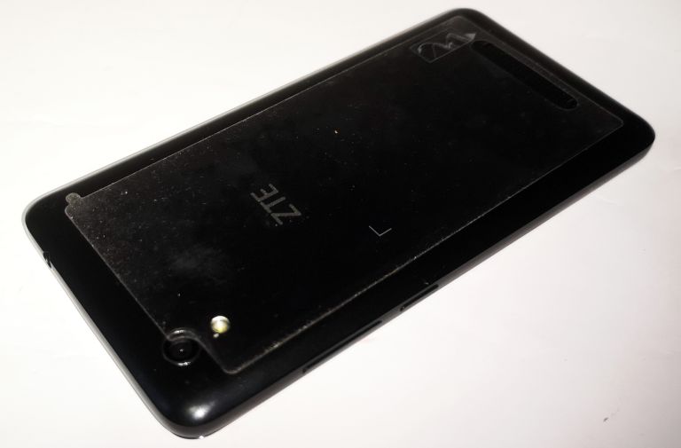 ZTE BLADE A452