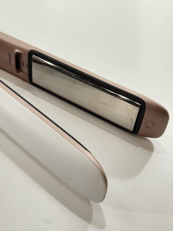 prostownica-philips-moistureprotect-hp837400-powloka-tytanowa