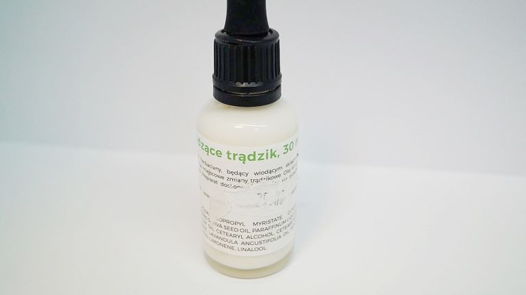krople-lagodzace-tradzik-30ml-stan-nowy