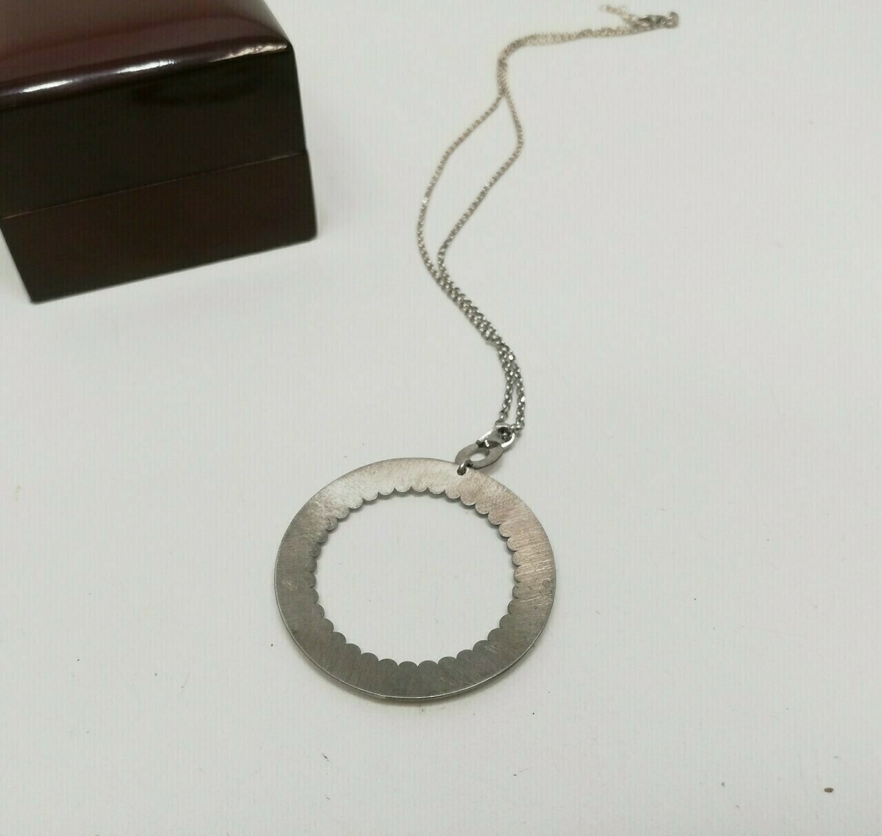 przesliczny-srebrny-naszyjnik-material-srebro