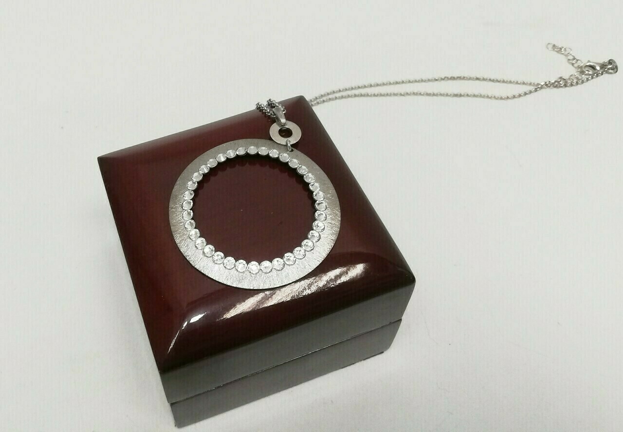 przesliczny-srebrny-naszyjnik-rodzaj-wyrob-jubilerski