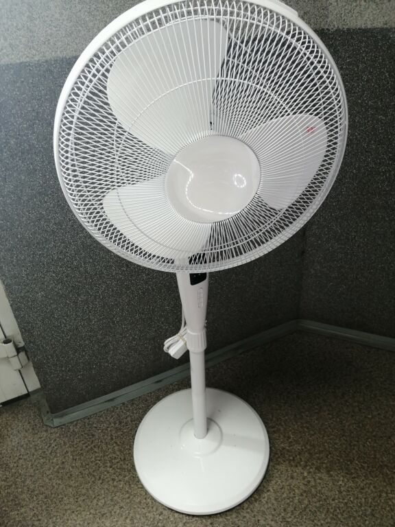 wiatrak-wentylator-stojacy-fs40-11nr-pilot-prusa-1-legnica