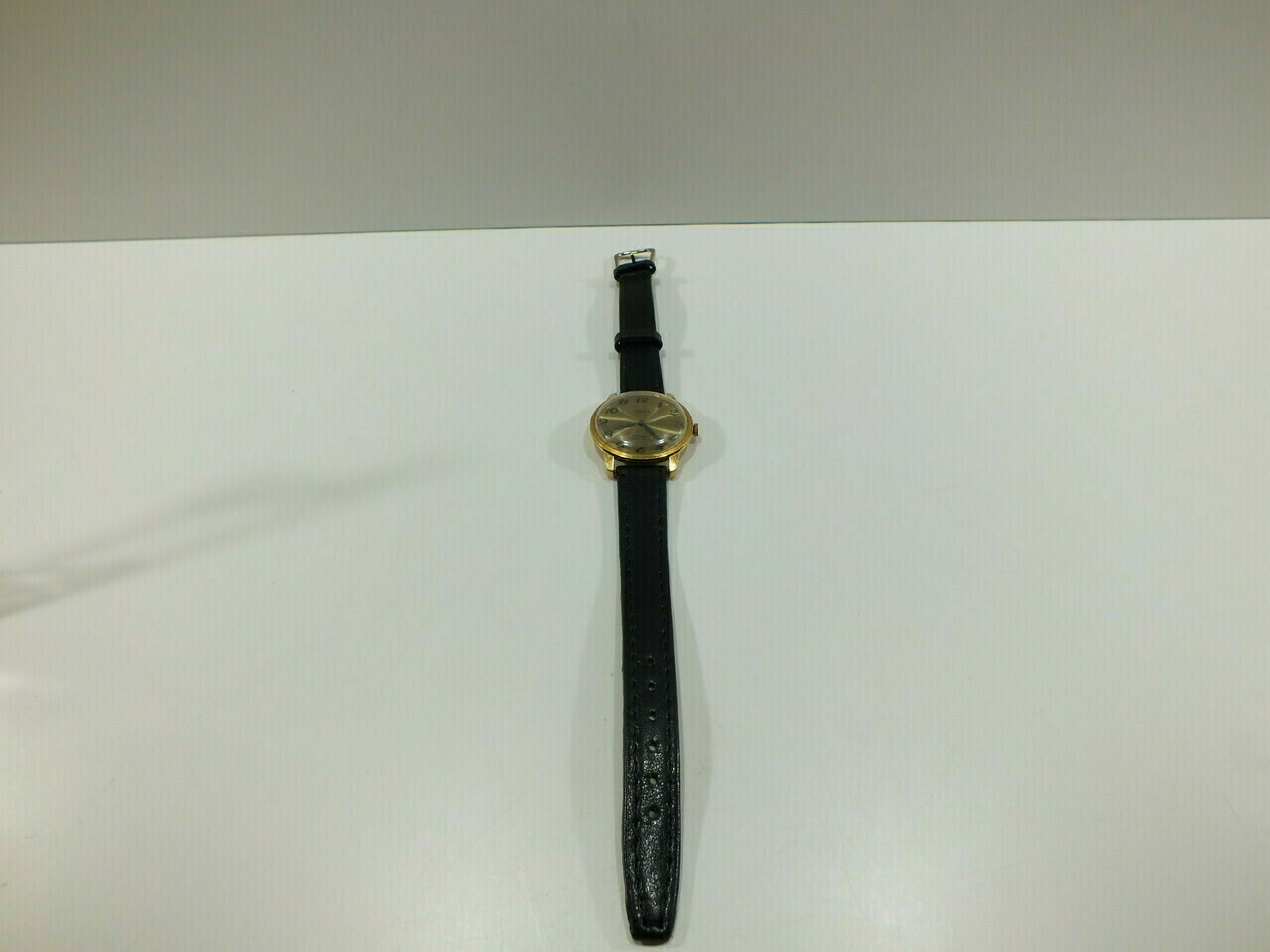 radziecki-zegarek-yanka-17-kamieni-wyprzedaz-stan-nie-wymaga-renowacji